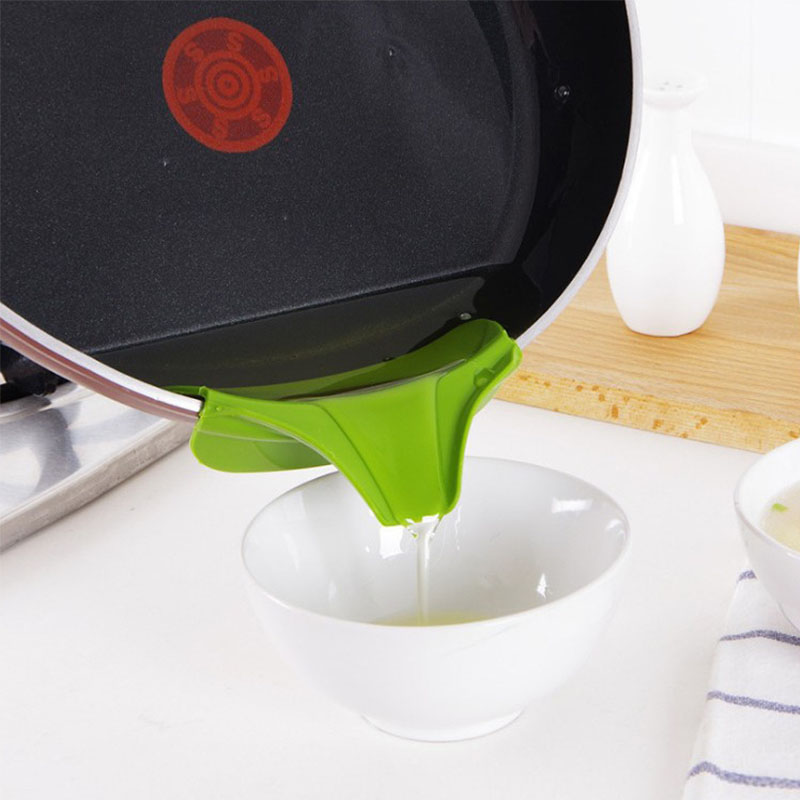 1/2個入りキッチン漏斗、鍋やボウル用クリップ式シリコンスト - Kitchen Gadgets Guide のレビューと価格