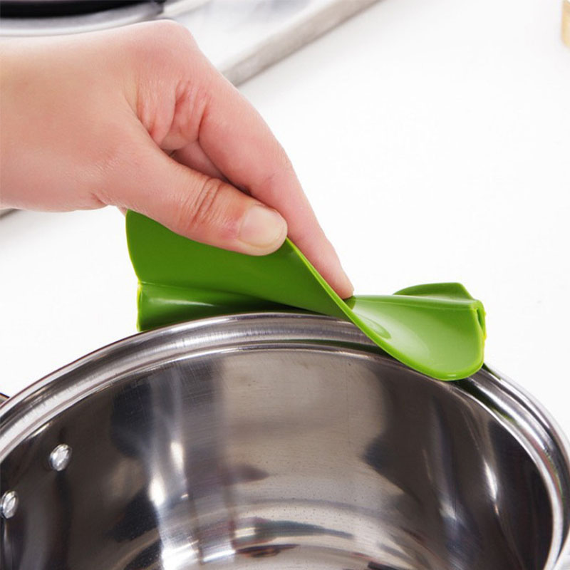 1/2個入り キッチン漏斗、クリエイティブなクリップ式シリコ - Kitchen Gadgets Guide のレビューと価格